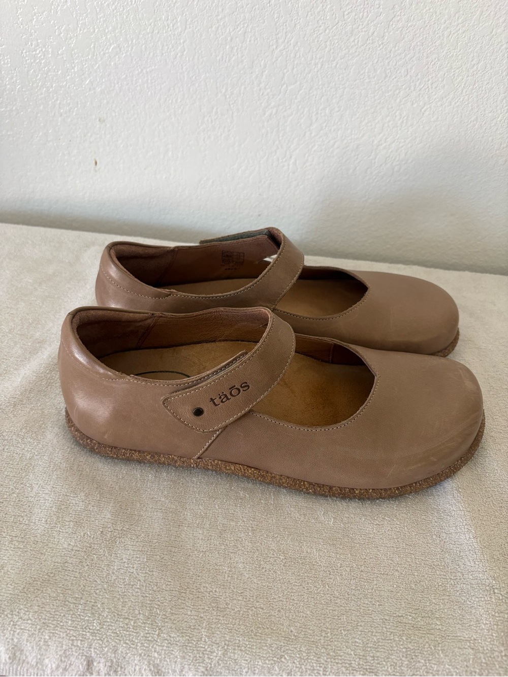 Taos Footwear Women’s Mary Jane Flats in Taupe Brown Size 41 - Picture 2 of 10